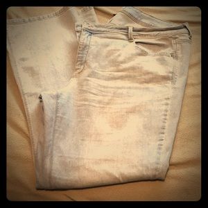 Gently used L.E.I jeans!